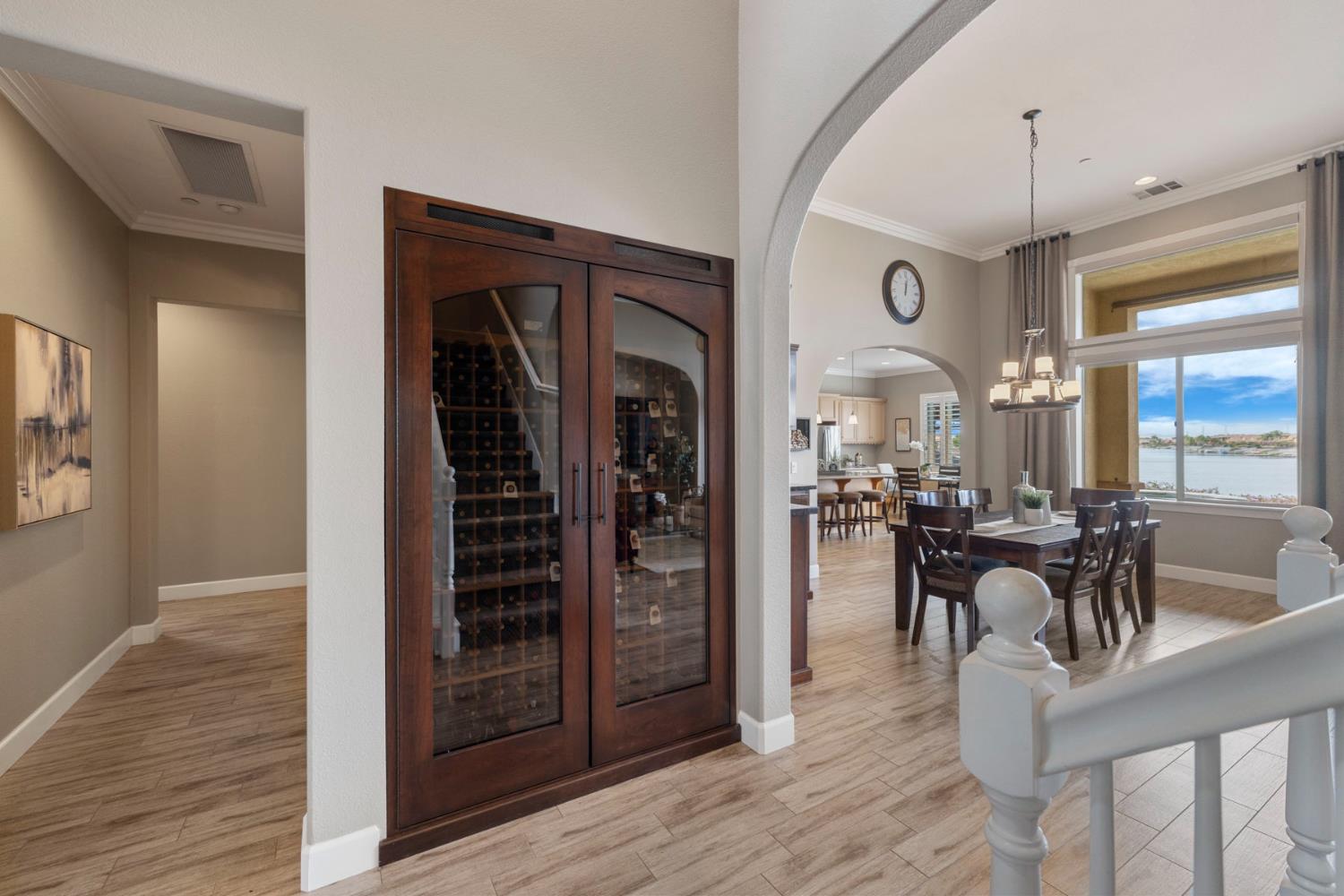 1211 Como Dr, Manteca, CA 95337