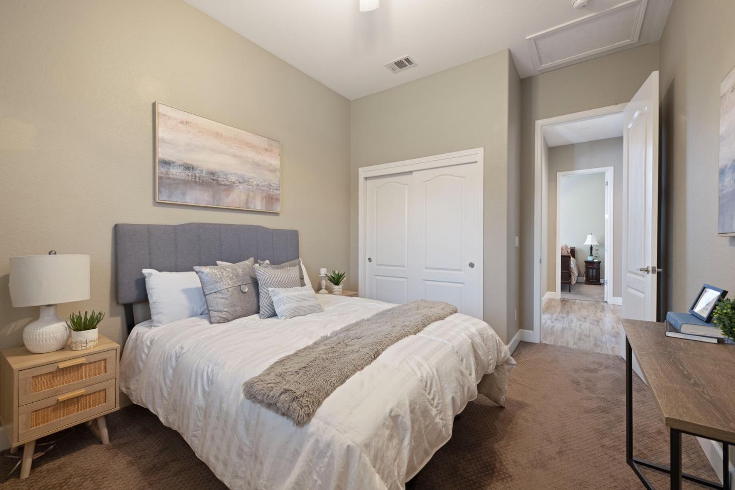1211 Como Dr, Manteca, CA 95337