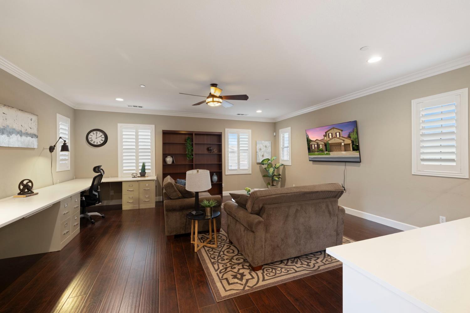1211 Como Dr, Manteca, CA 95337