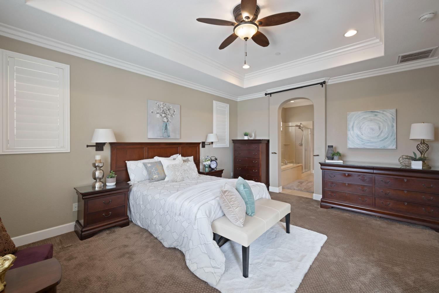 1211 Como Dr, Manteca, CA 95337