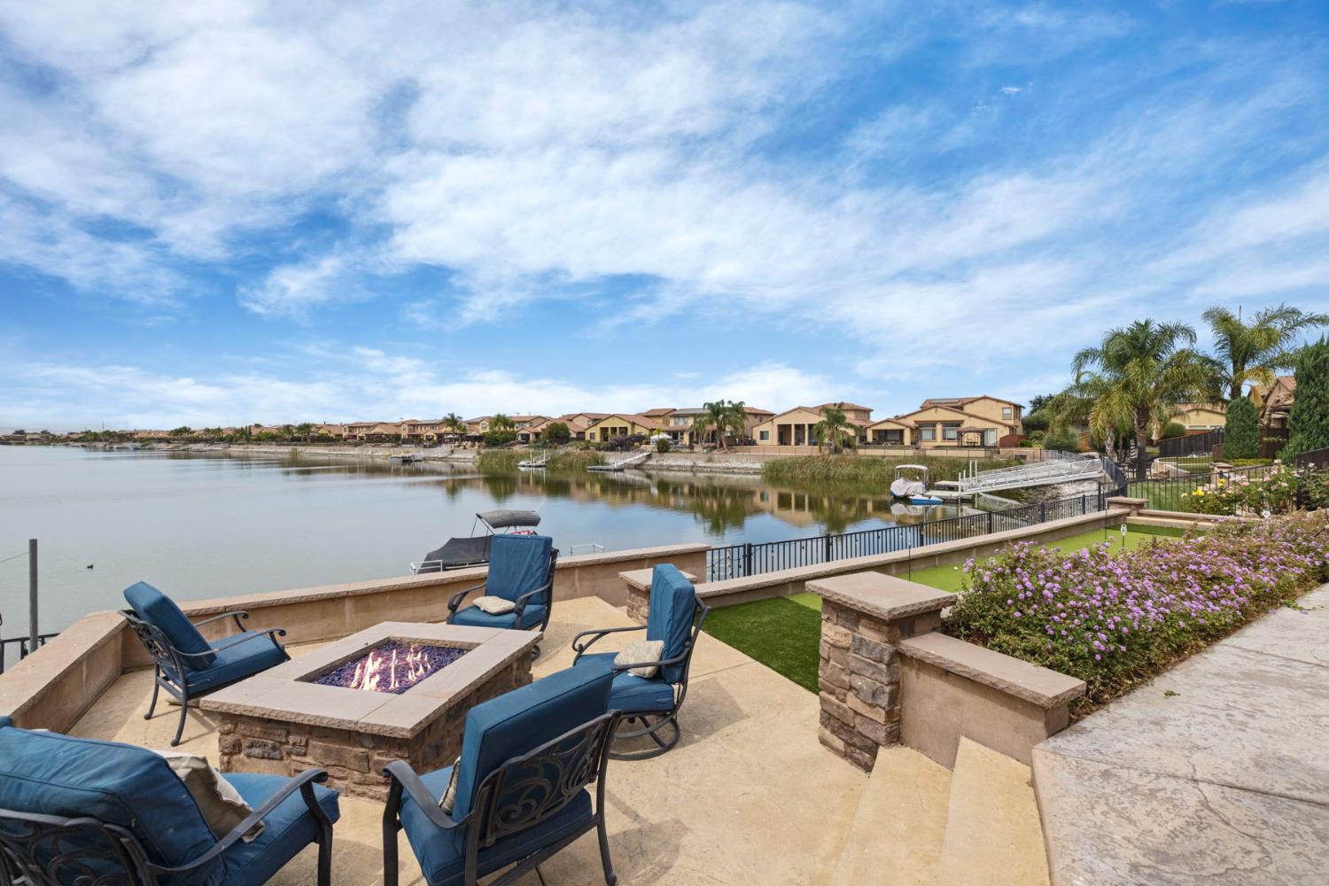 1211 Como Dr, Manteca, CA 95337