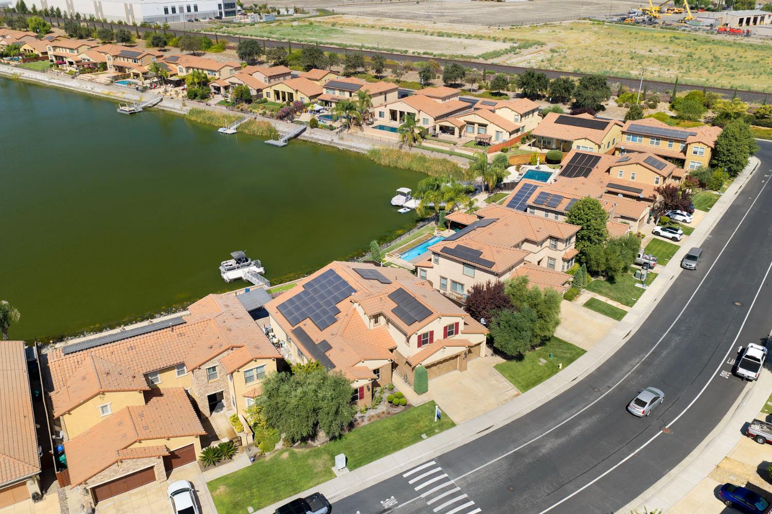 1211 Como Dr, Manteca, CA 95337