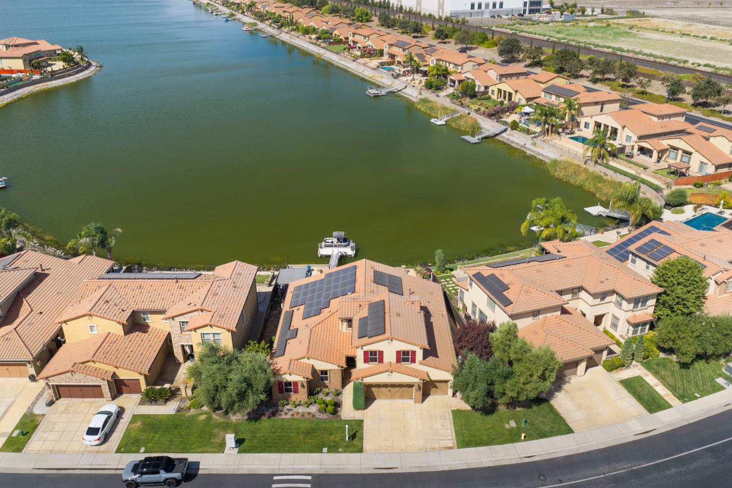 1211 Como Dr, Manteca, CA 95337