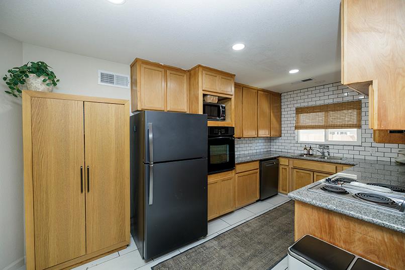 512 Bruce Ave, Modesto, CA 95350