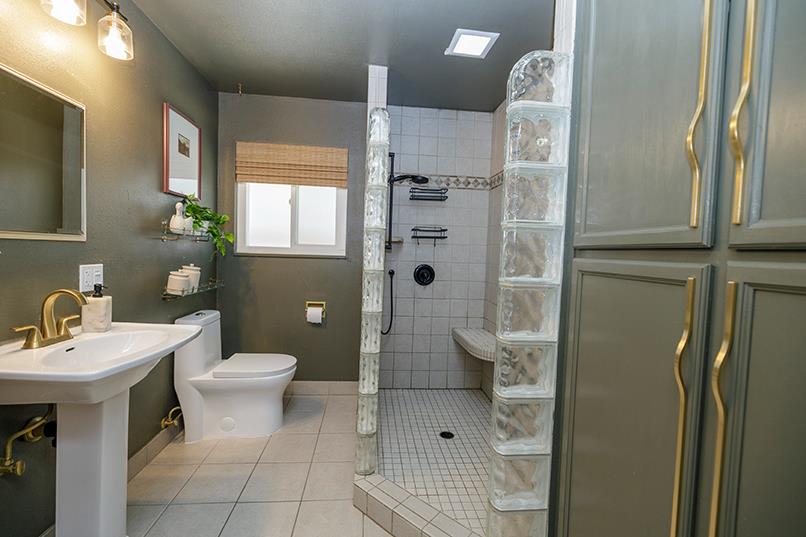 512 Bruce Ave, Modesto, CA 95350