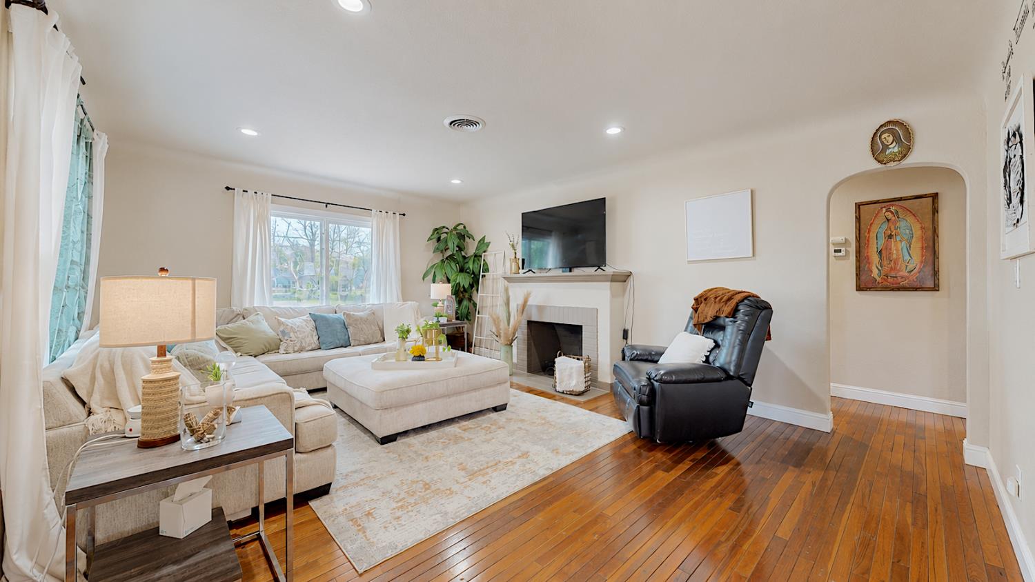 1729 Ohio Ave, Modesto, CA 95358