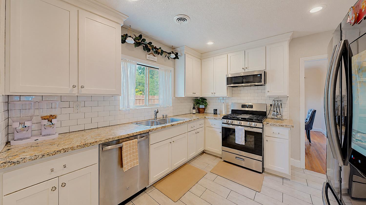 1729 Ohio Ave, Modesto, CA 95358