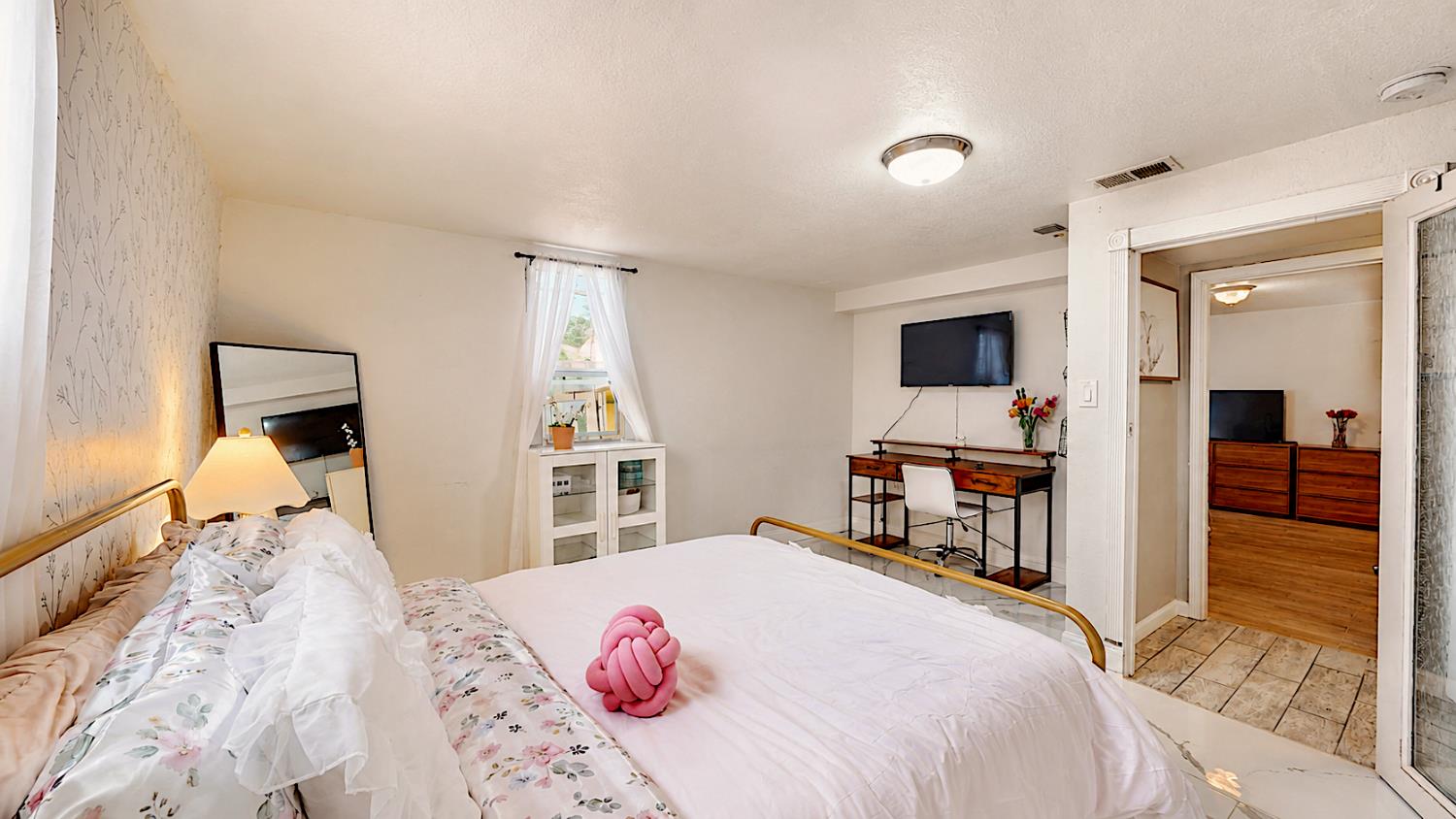 1729 Ohio Ave, Modesto, CA 95358