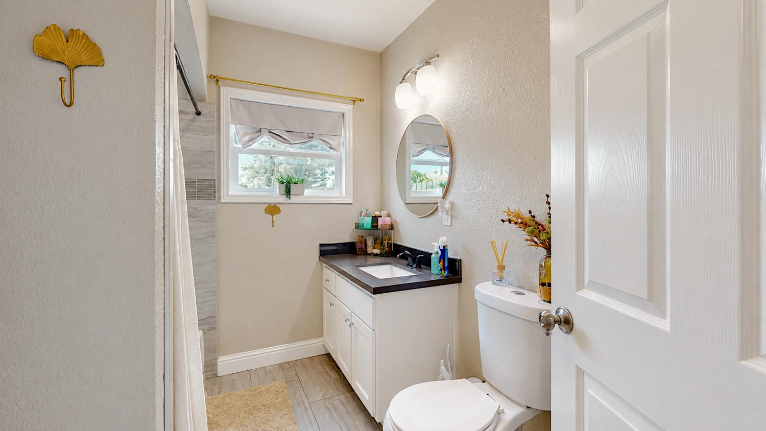 1729 Ohio Ave, Modesto, CA 95358