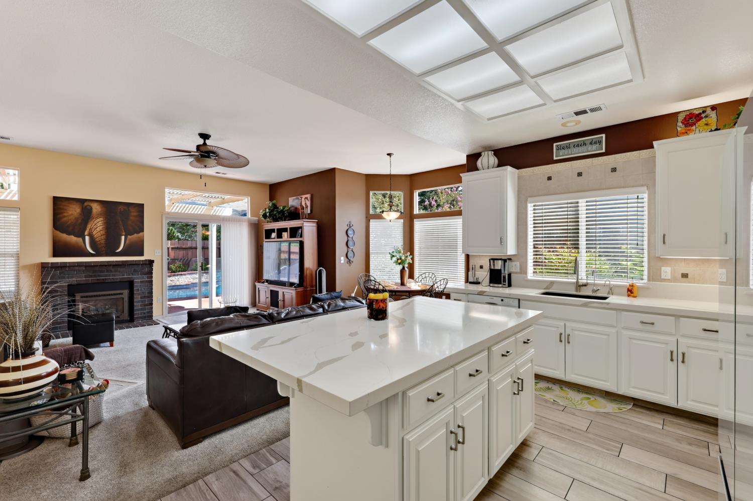 1755 E Tuolumne Rd, Turlock, CA 95382