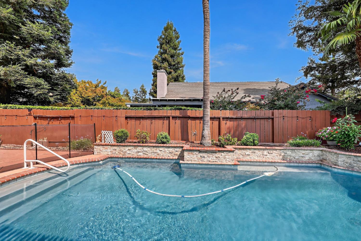 1755 E Tuolumne Rd, Turlock, CA 95382