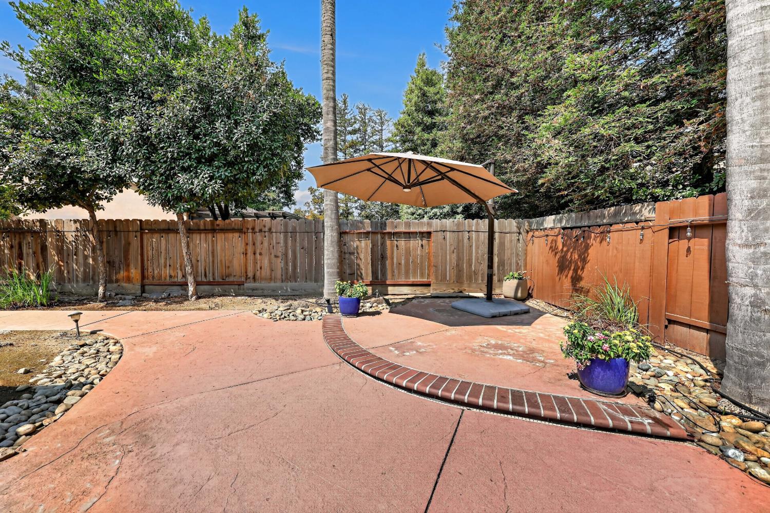 1755 E Tuolumne Rd, Turlock, CA 95382
