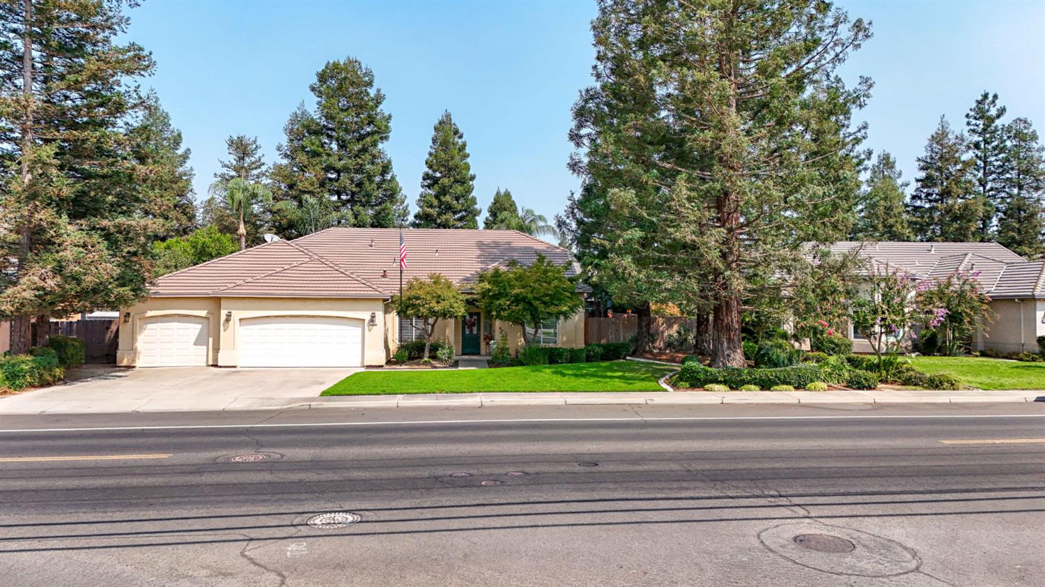 1755 E Tuolumne Rd, Turlock, CA 95382