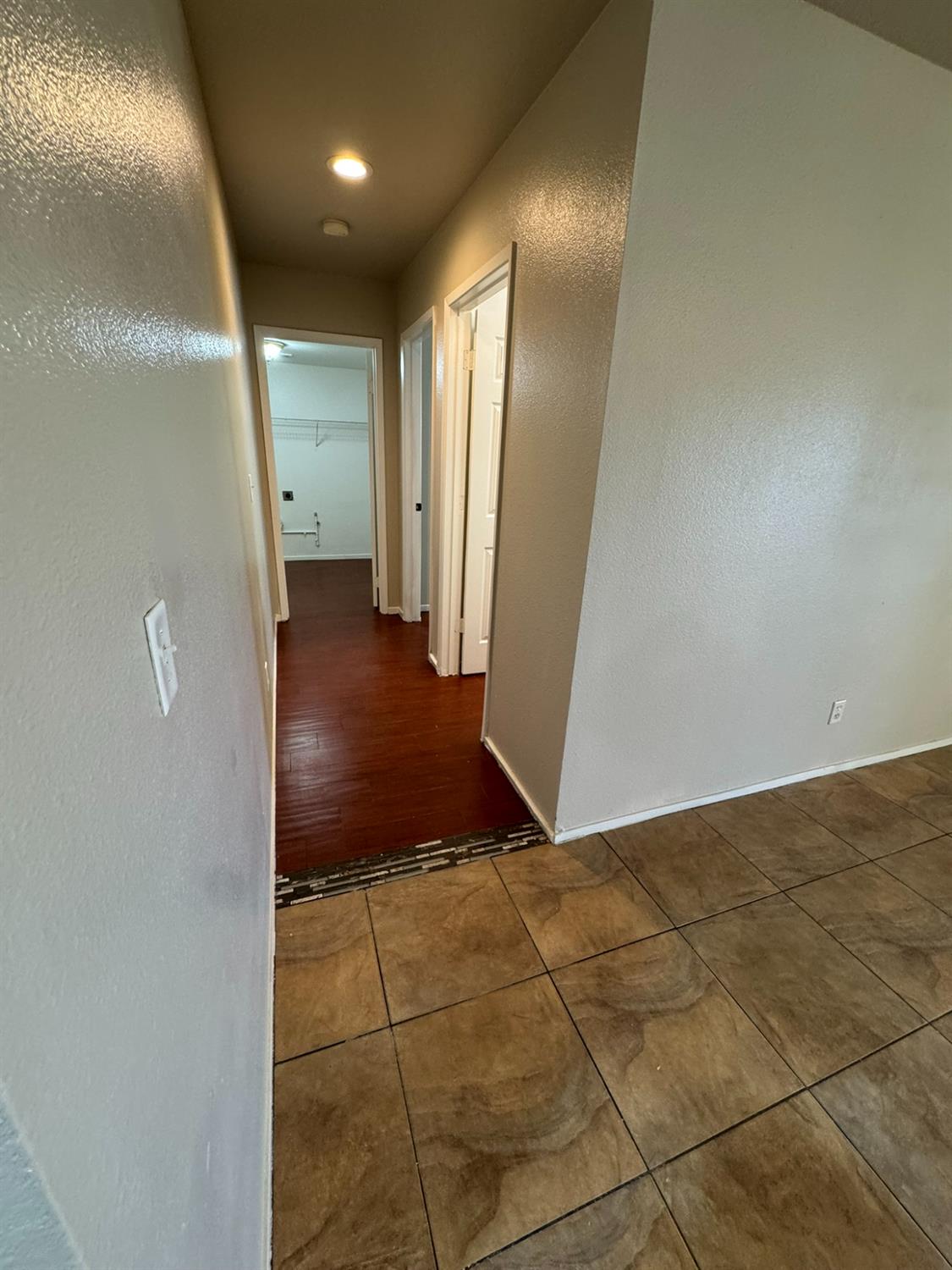 1260 Brightday Dr, Merced, CA 95348