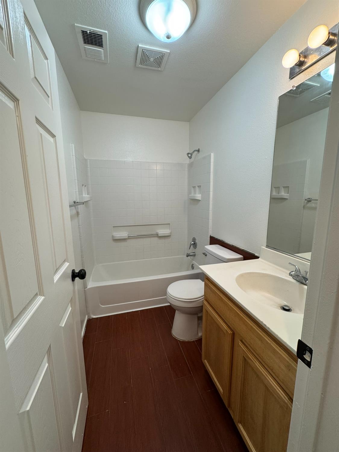 1260 Brightday Dr, Merced, CA 95348