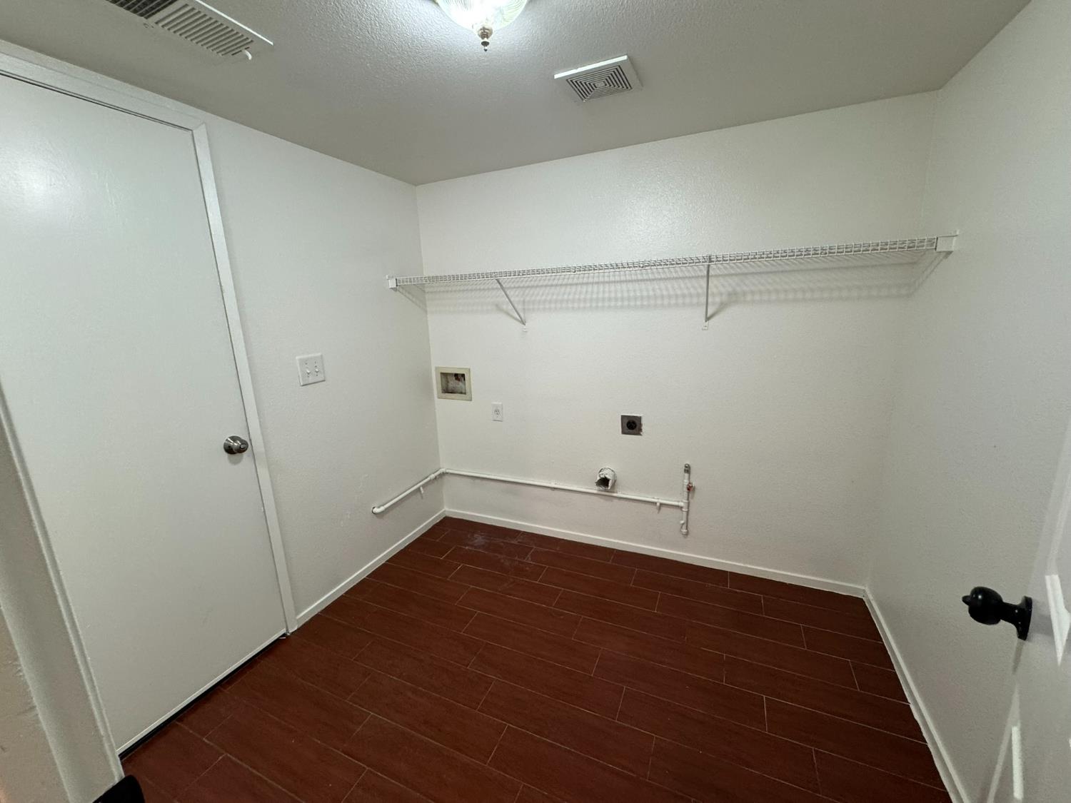 1260 Brightday Dr, Merced, CA 95348