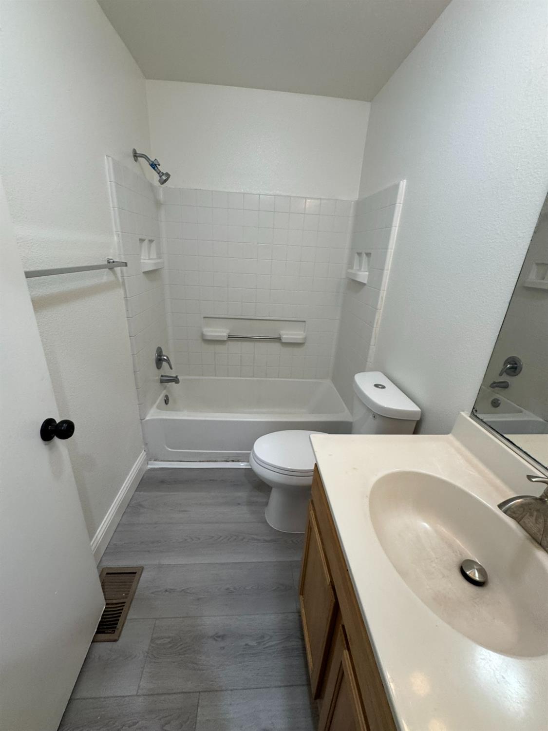 1260 Brightday Dr, Merced, CA 95348