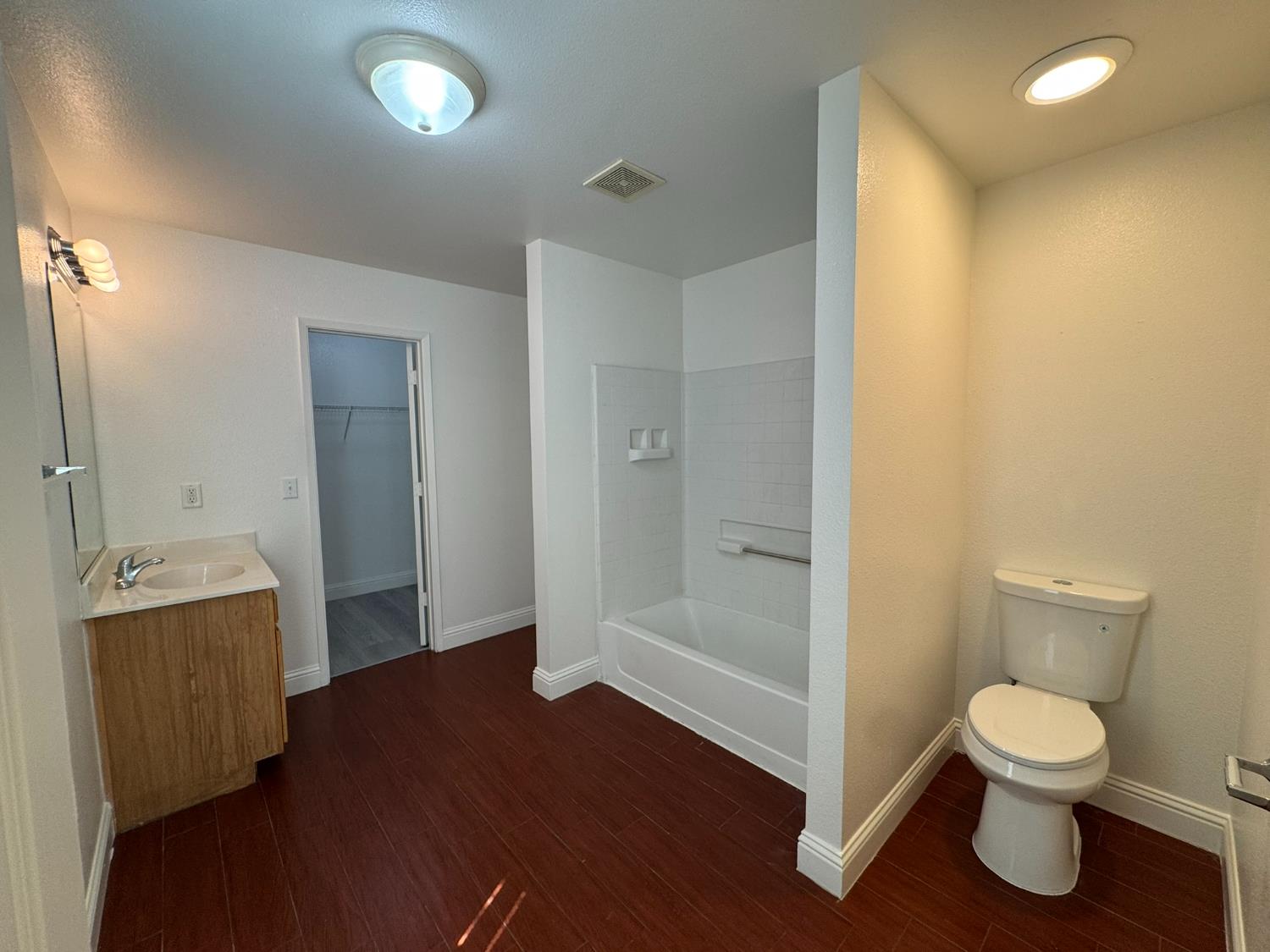 1260 Brightday Dr, Merced, CA 95348
