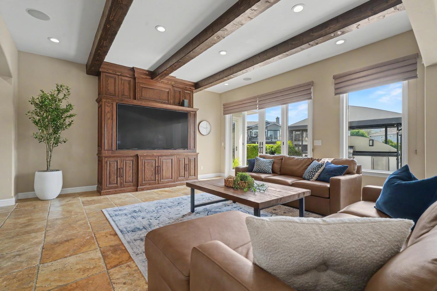 5 Paseo Delago, Copperopolis, CA 95228