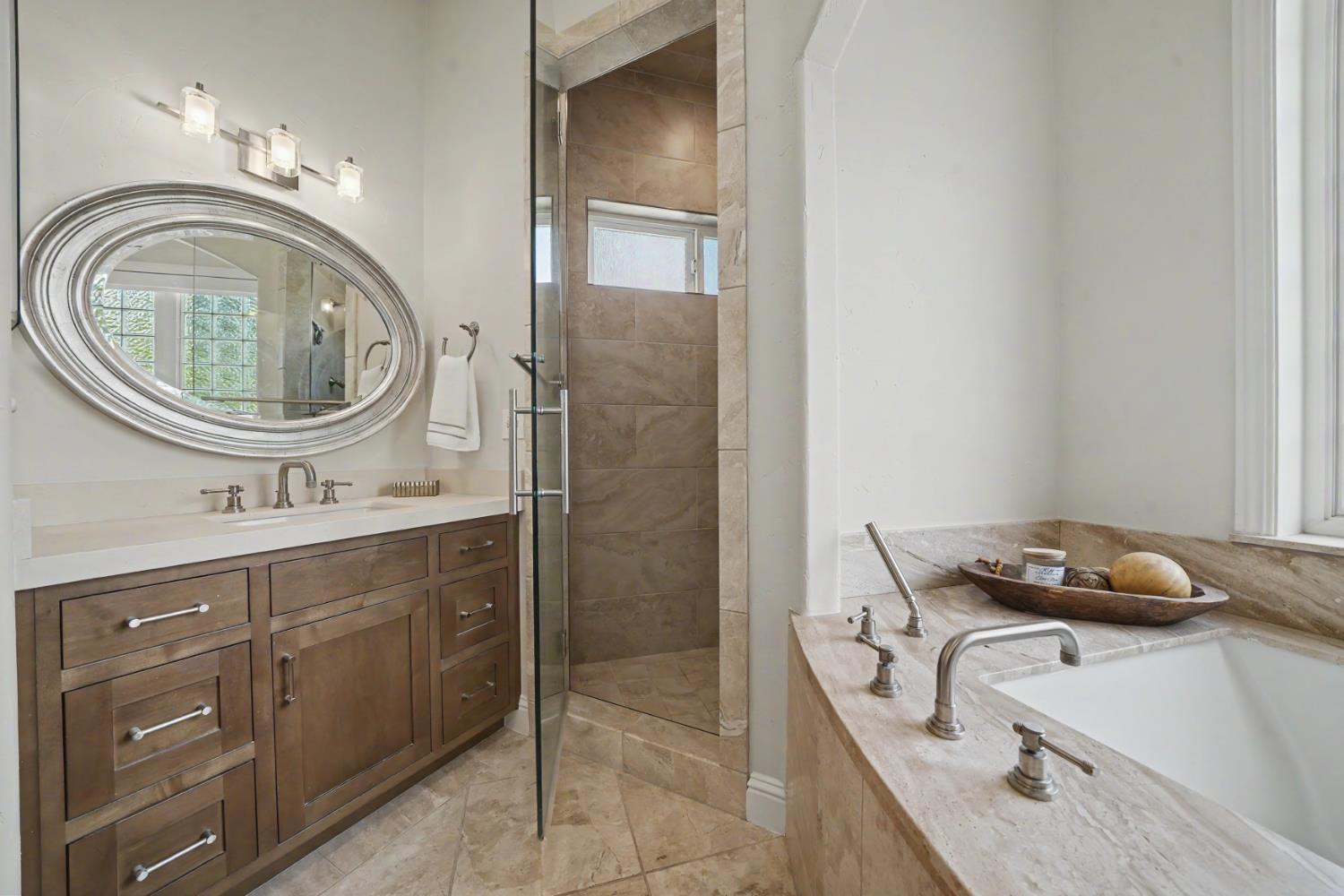 5 Paseo Delago, Copperopolis, CA 95228