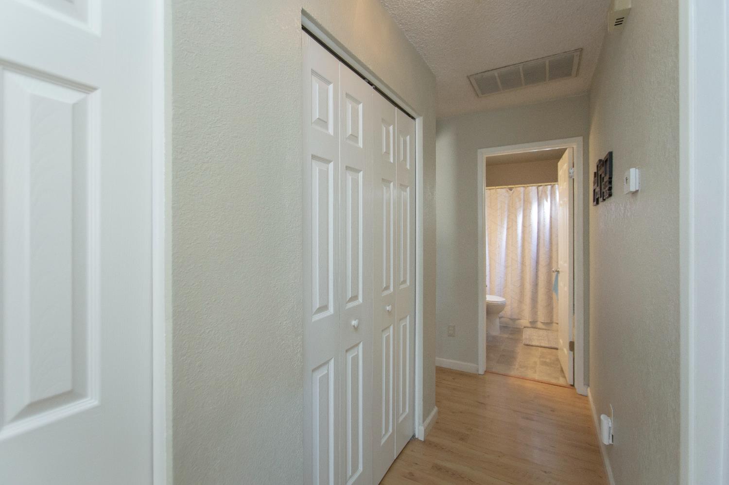 805 Perlette Way, Modesto, CA 95356