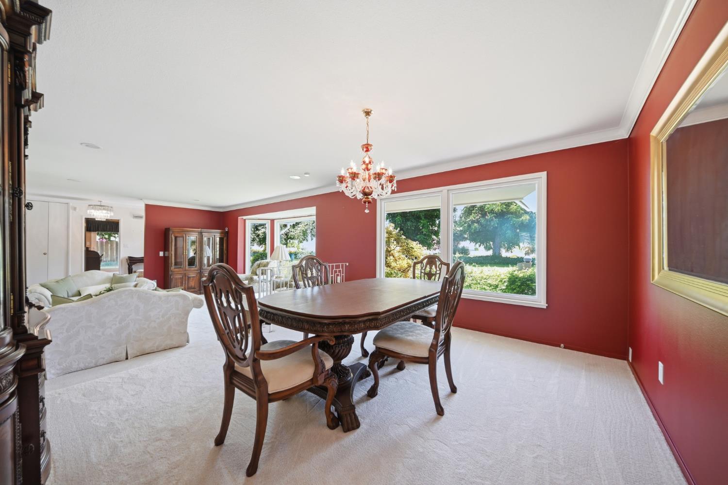 2653 E North Bear Creek Dr, Merced, CA 95340