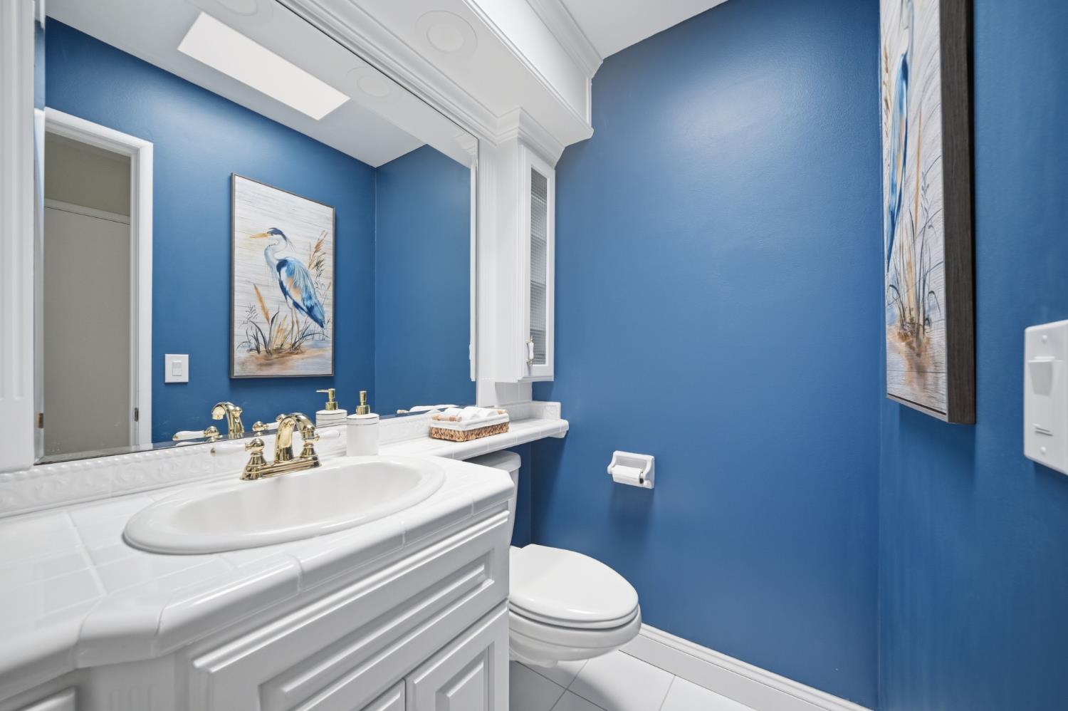 2653 E North Bear Creek Dr, Merced, CA 95340