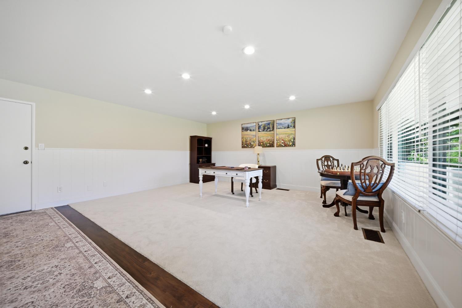 2653 E North Bear Creek Dr, Merced, CA 95340