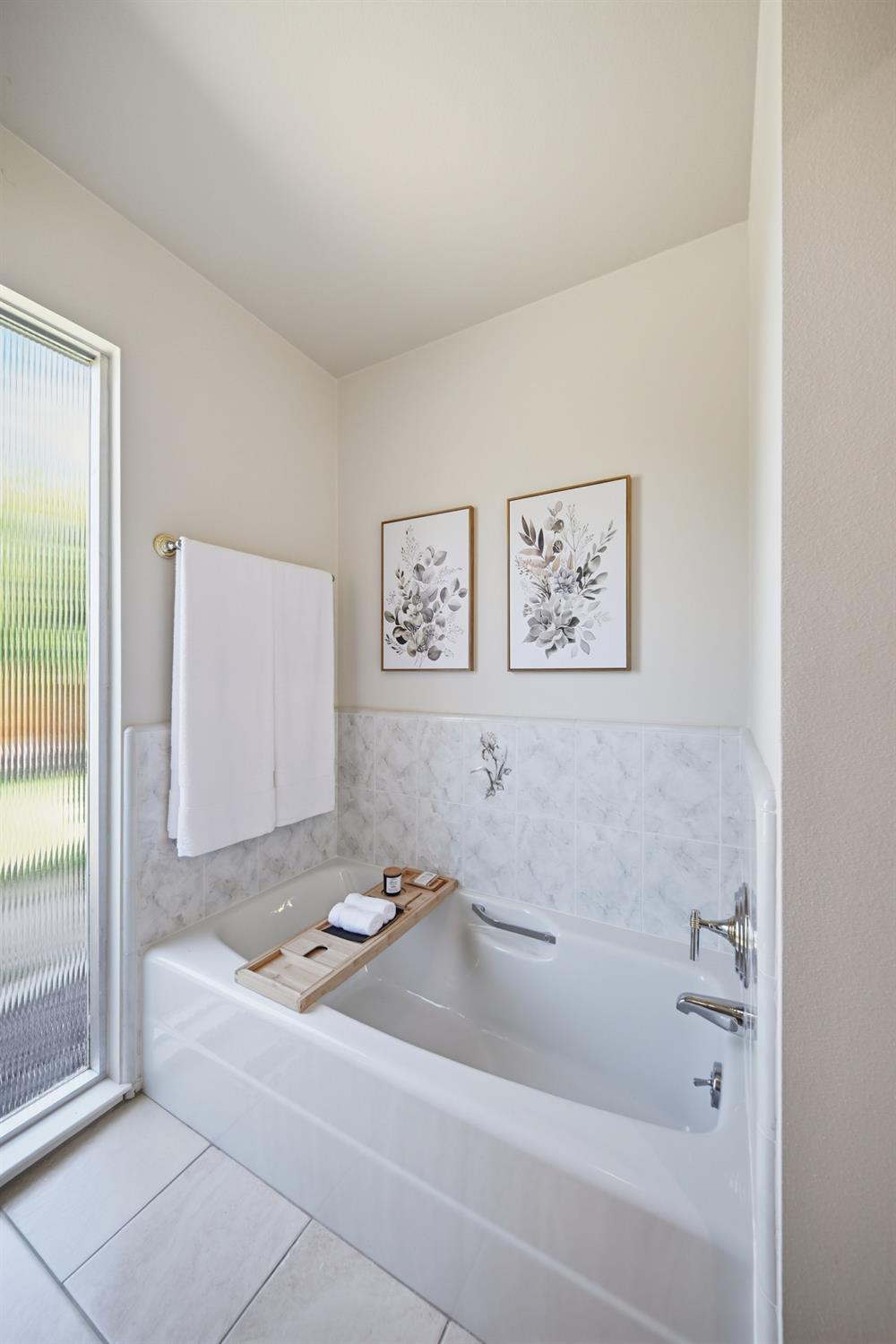 2653 E North Bear Creek Dr, Merced, CA 95340
