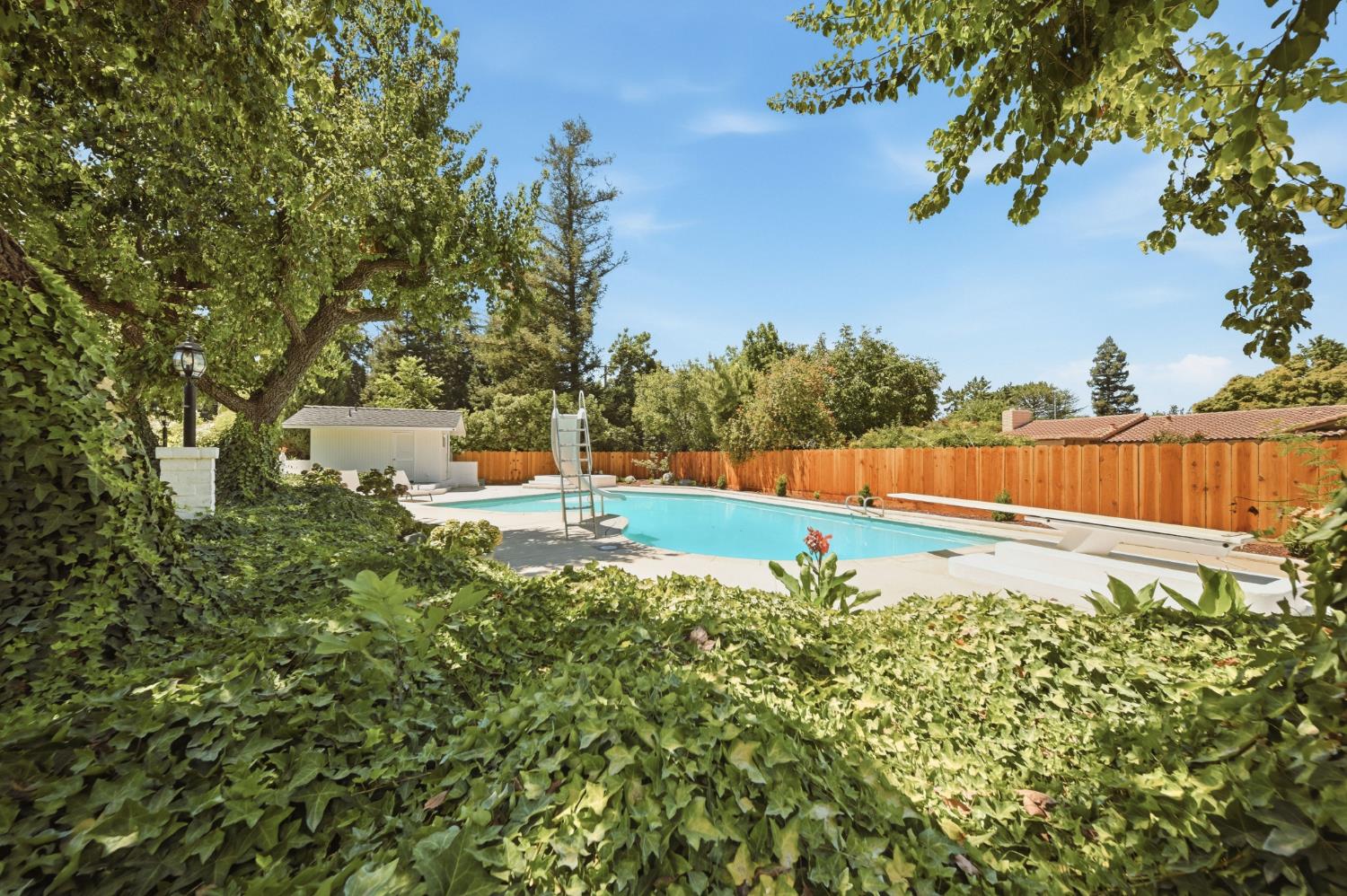 2653 E North Bear Creek Dr, Merced, CA 95340