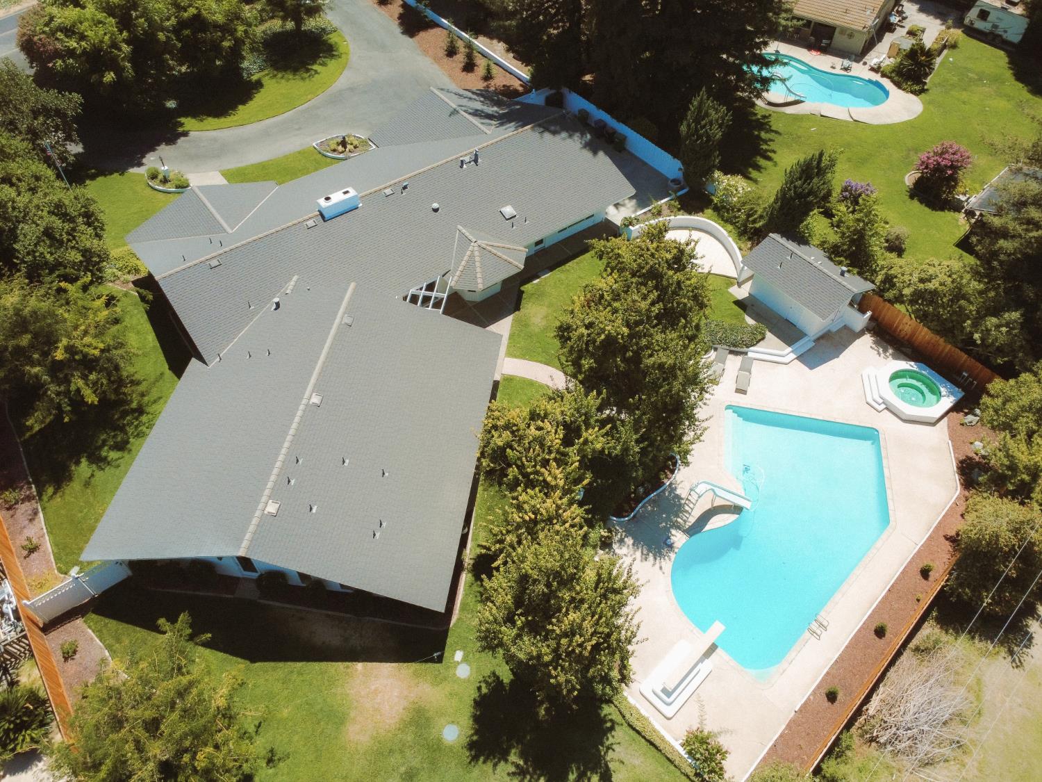 2653 E North Bear Creek Dr, Merced, CA 95340
