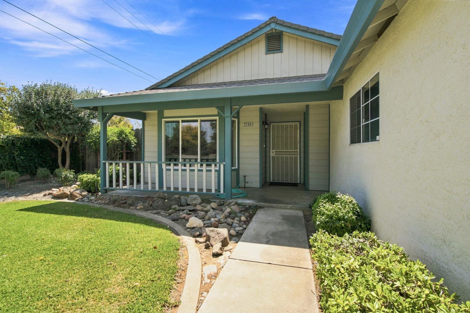 2100 Northridge Dr, Modesto, CA 95350