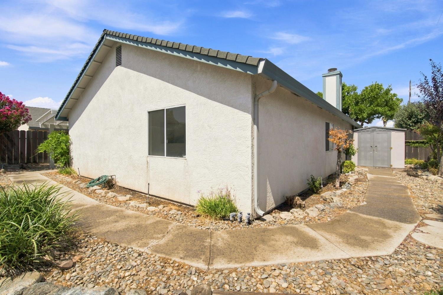 2100 Northridge Dr, Modesto, CA 95350