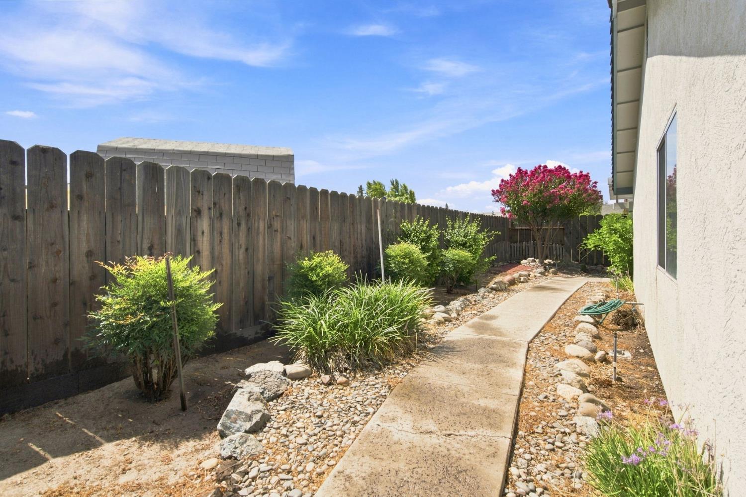 2100 Northridge Dr, Modesto, CA 95350