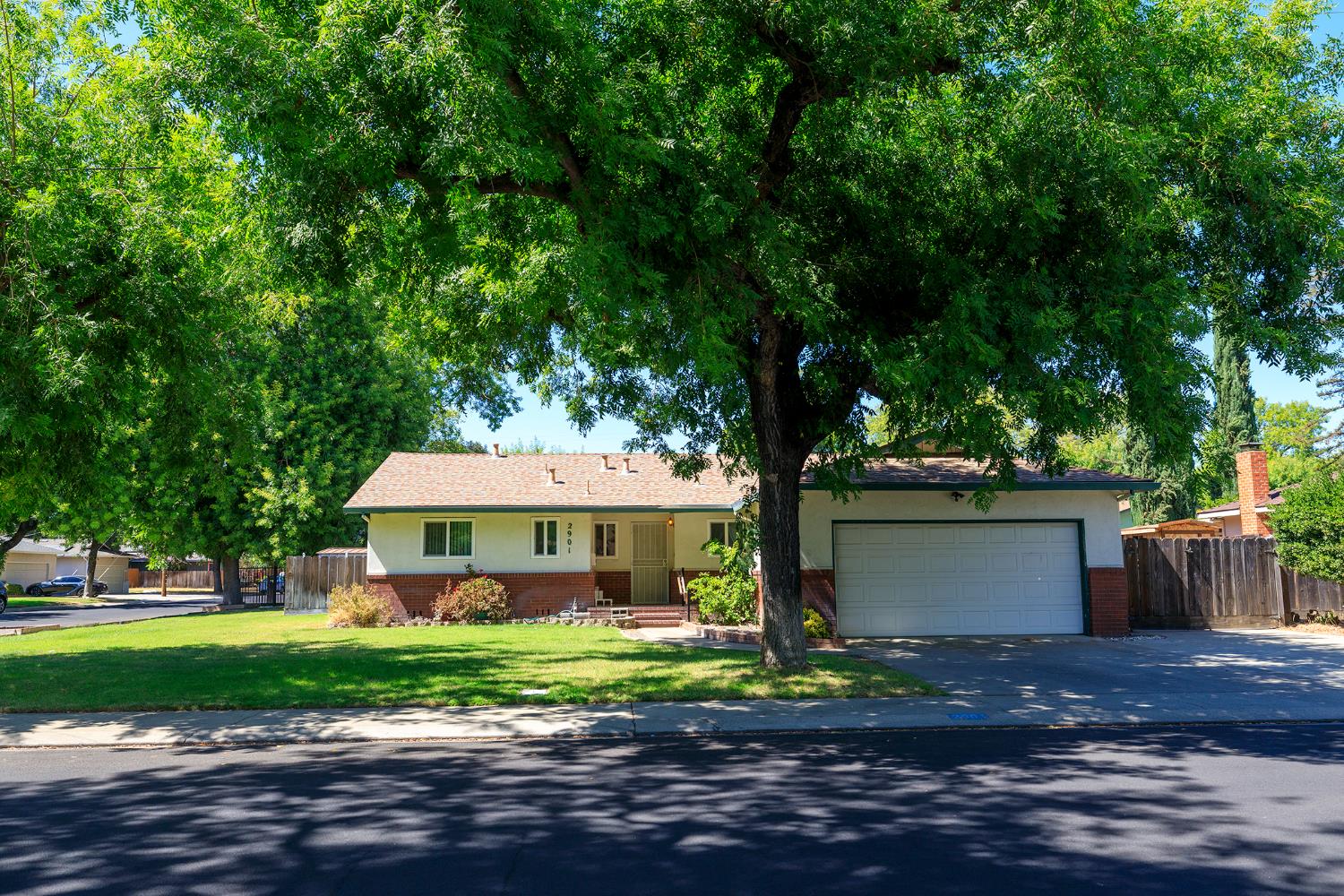 2901 Hemminger Way, Modesto, CA 95350