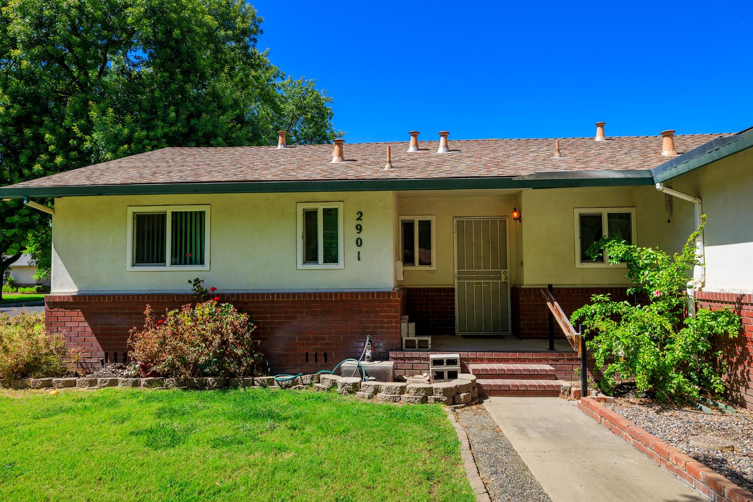 2901 Hemminger Way, Modesto, CA 95350
