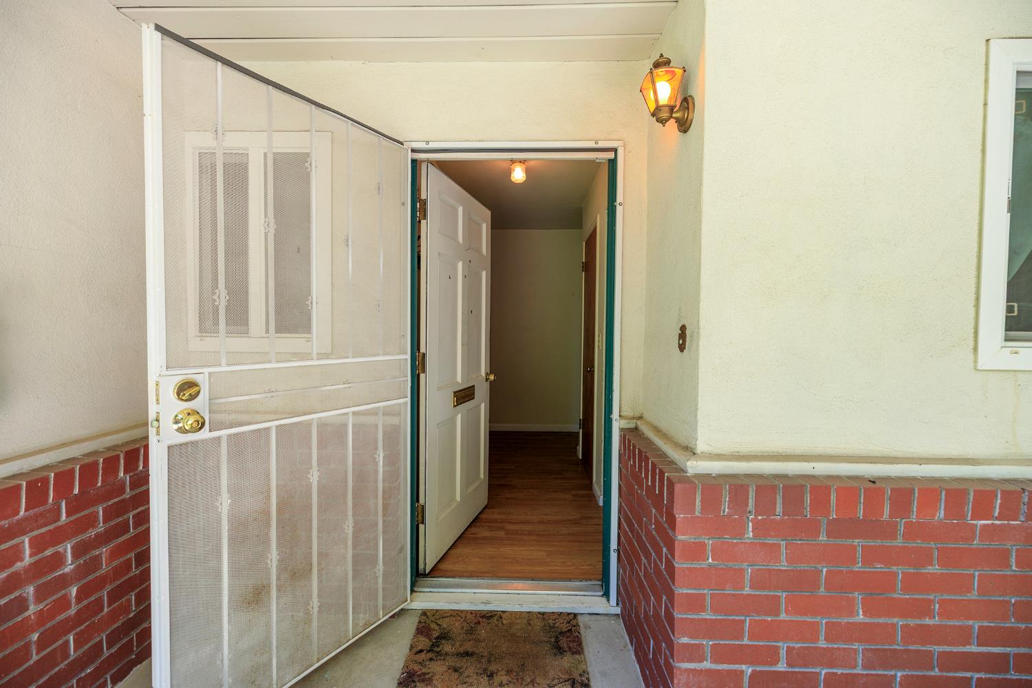 2901 Hemminger Way, Modesto, CA 95350