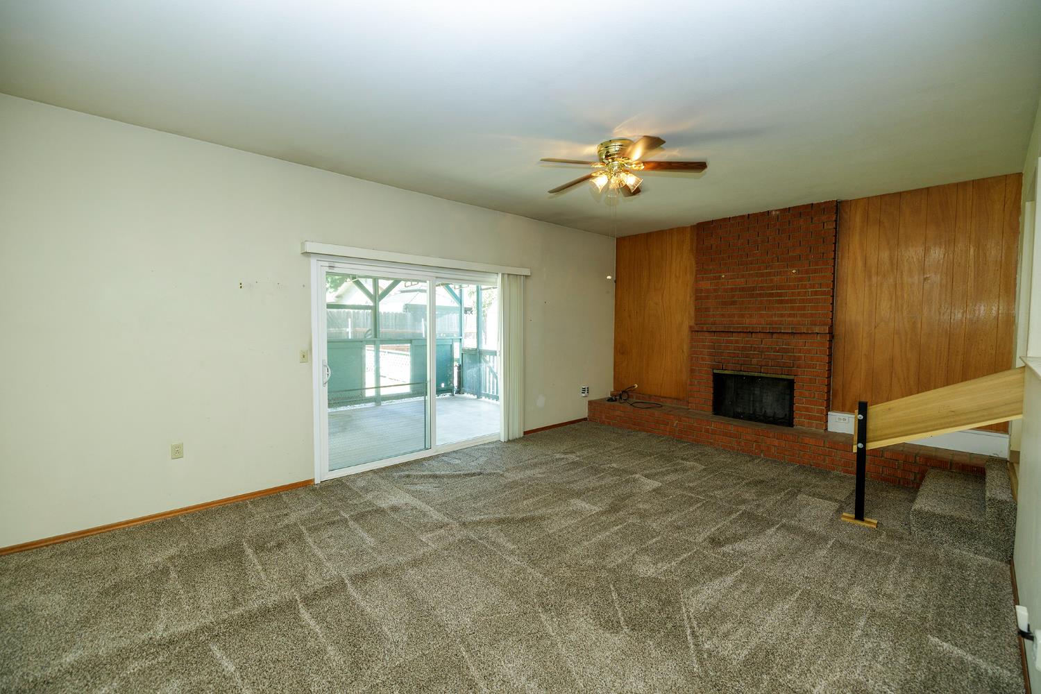 2901 Hemminger Way, Modesto, CA 95350
