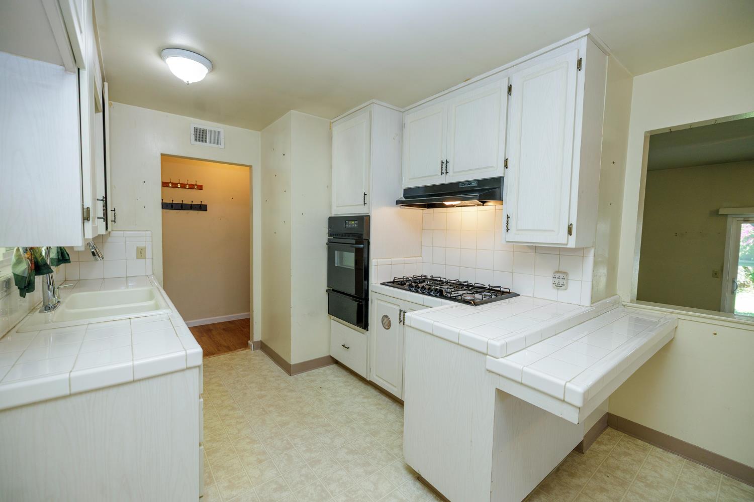 2901 Hemminger Way, Modesto, CA 95350