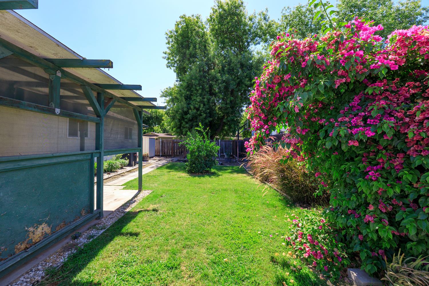 2901 Hemminger Way, Modesto, CA 95350