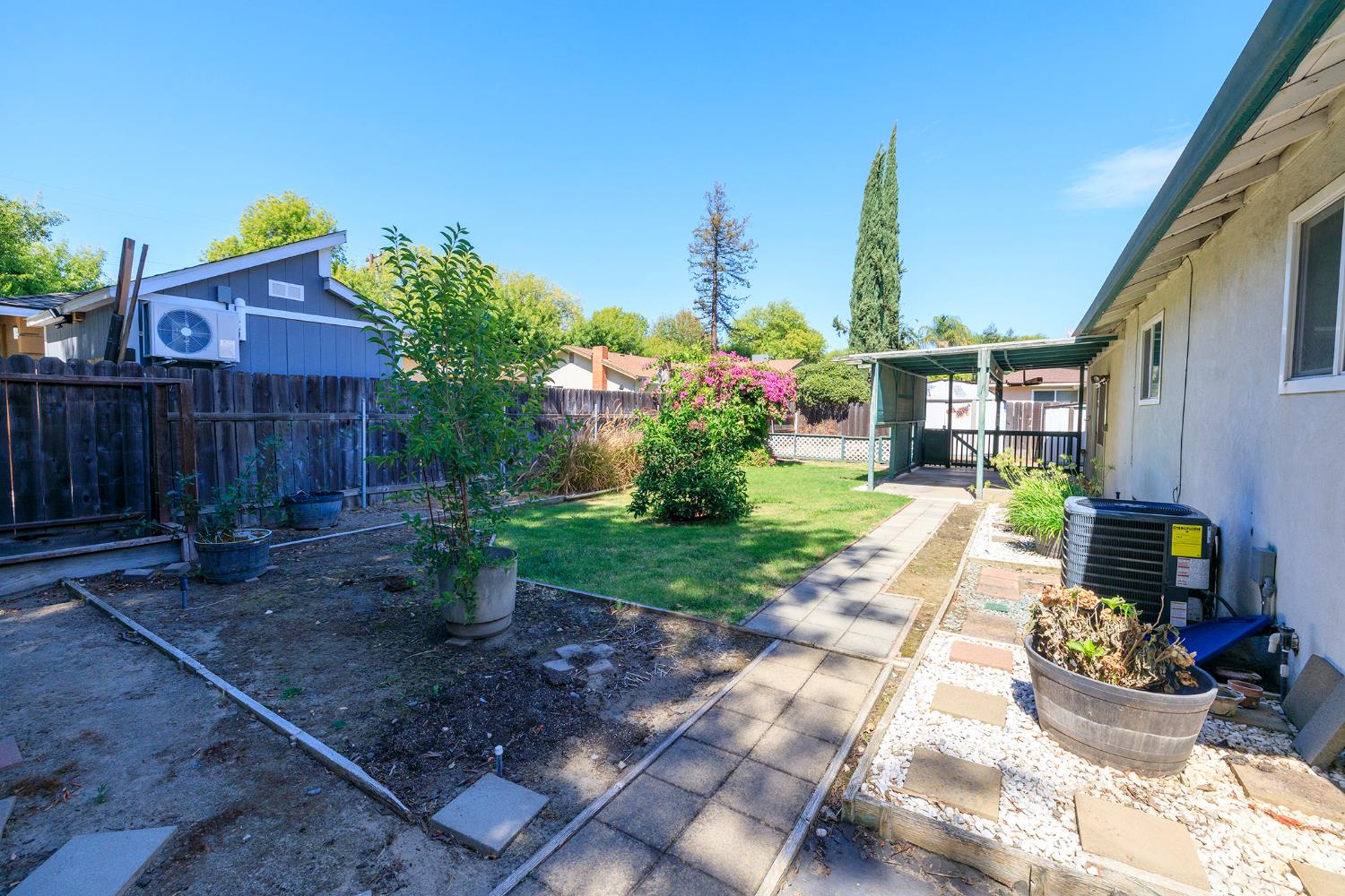 2901 Hemminger Way, Modesto, CA 95350