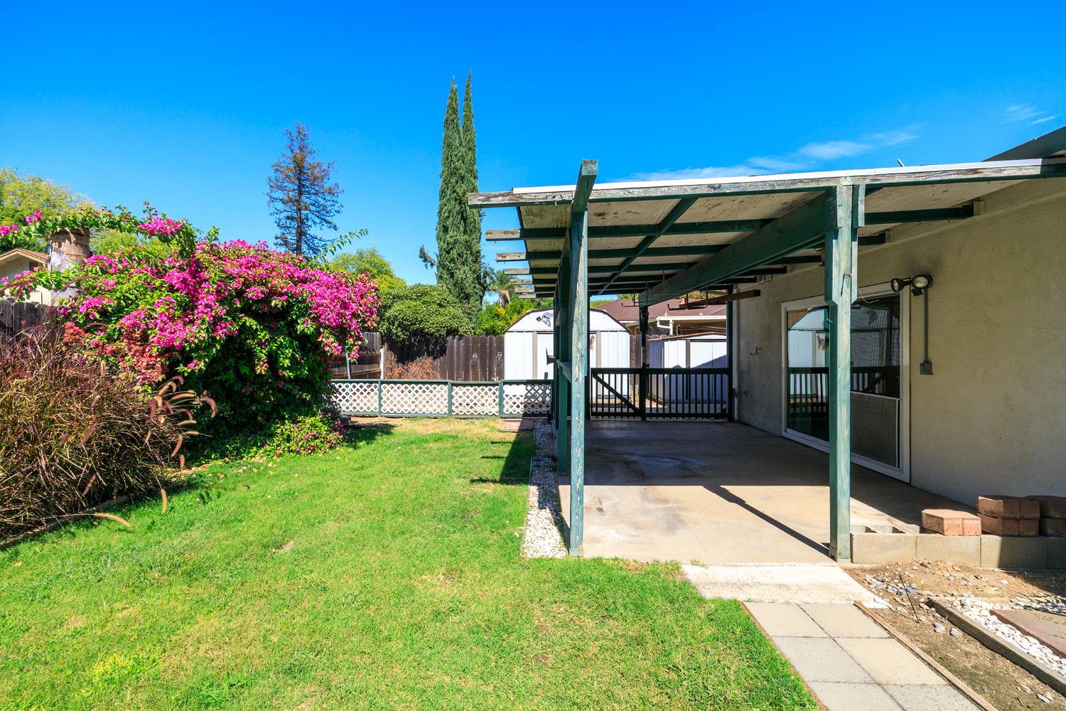 2901 Hemminger Way, Modesto, CA 95350