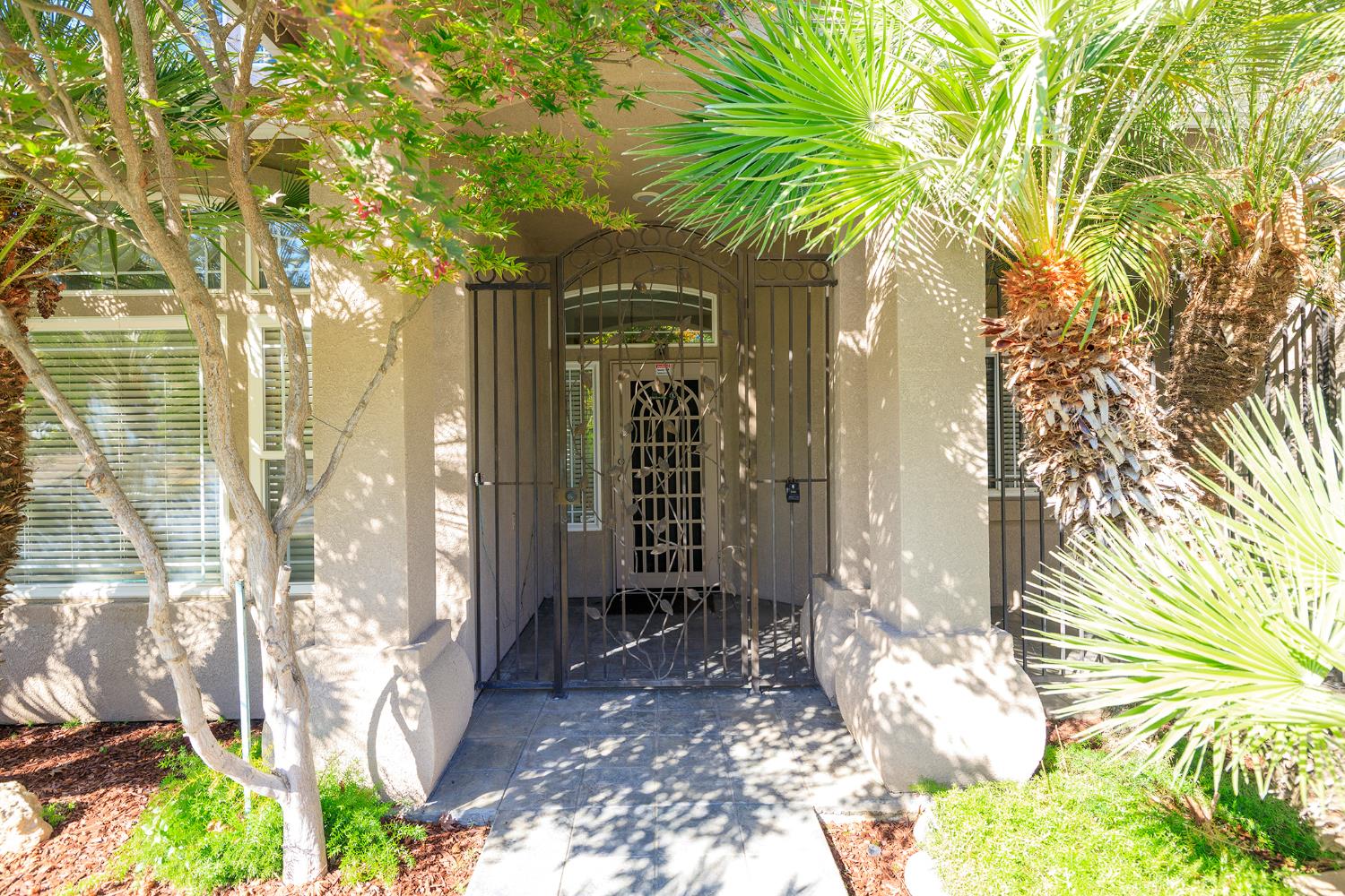 1807 Tartan Rd, Turlock, CA 95382