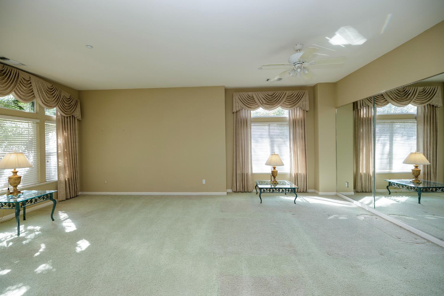 1807 Tartan Rd, Turlock, CA 95382