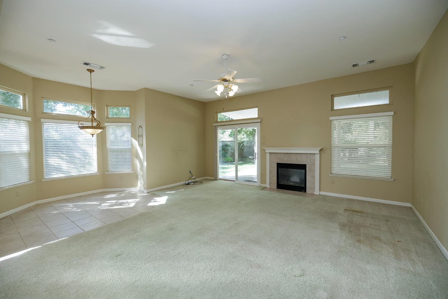 1807 Tartan Rd, Turlock, CA 95382