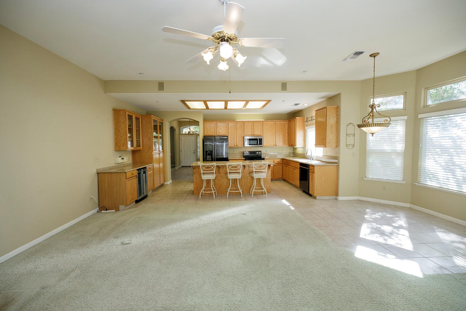 1807 Tartan Rd, Turlock, CA 95382