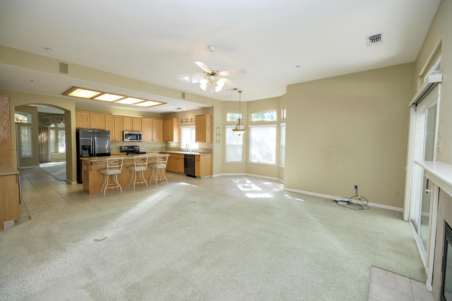 1807 Tartan Rd, Turlock, CA 95382