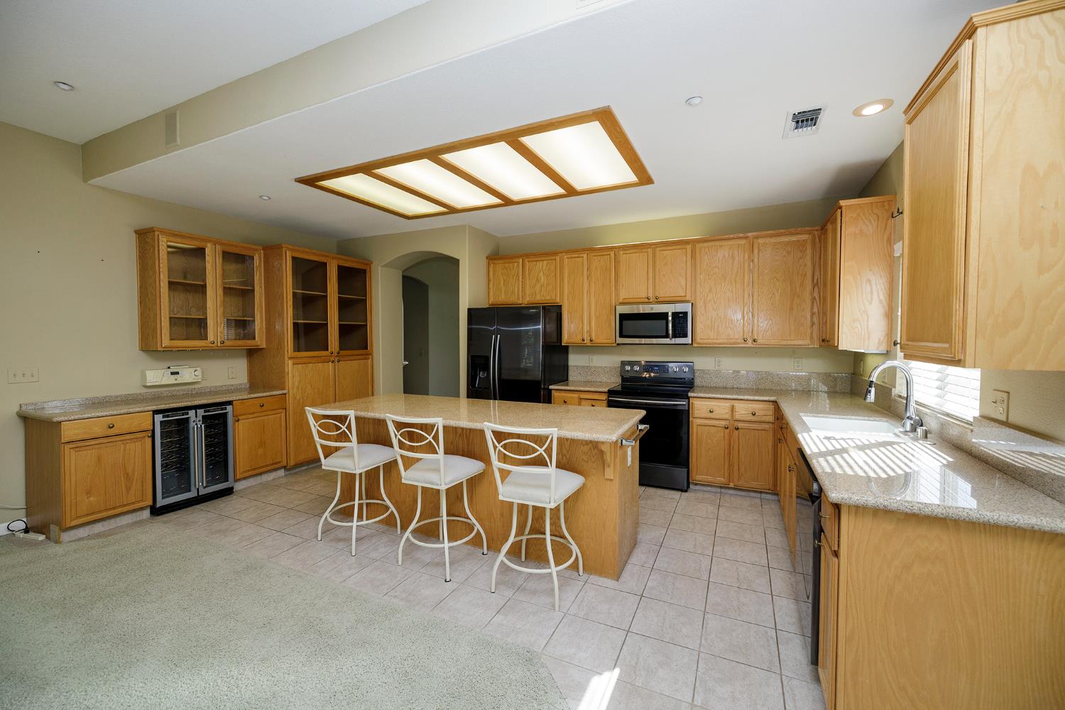 1807 Tartan Rd, Turlock, CA 95382