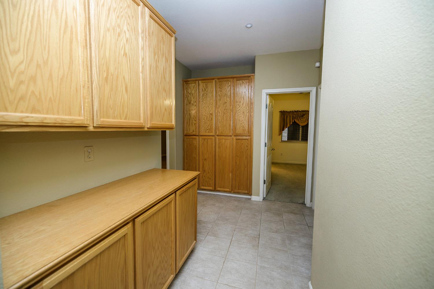 1807 Tartan Rd, Turlock, CA 95382