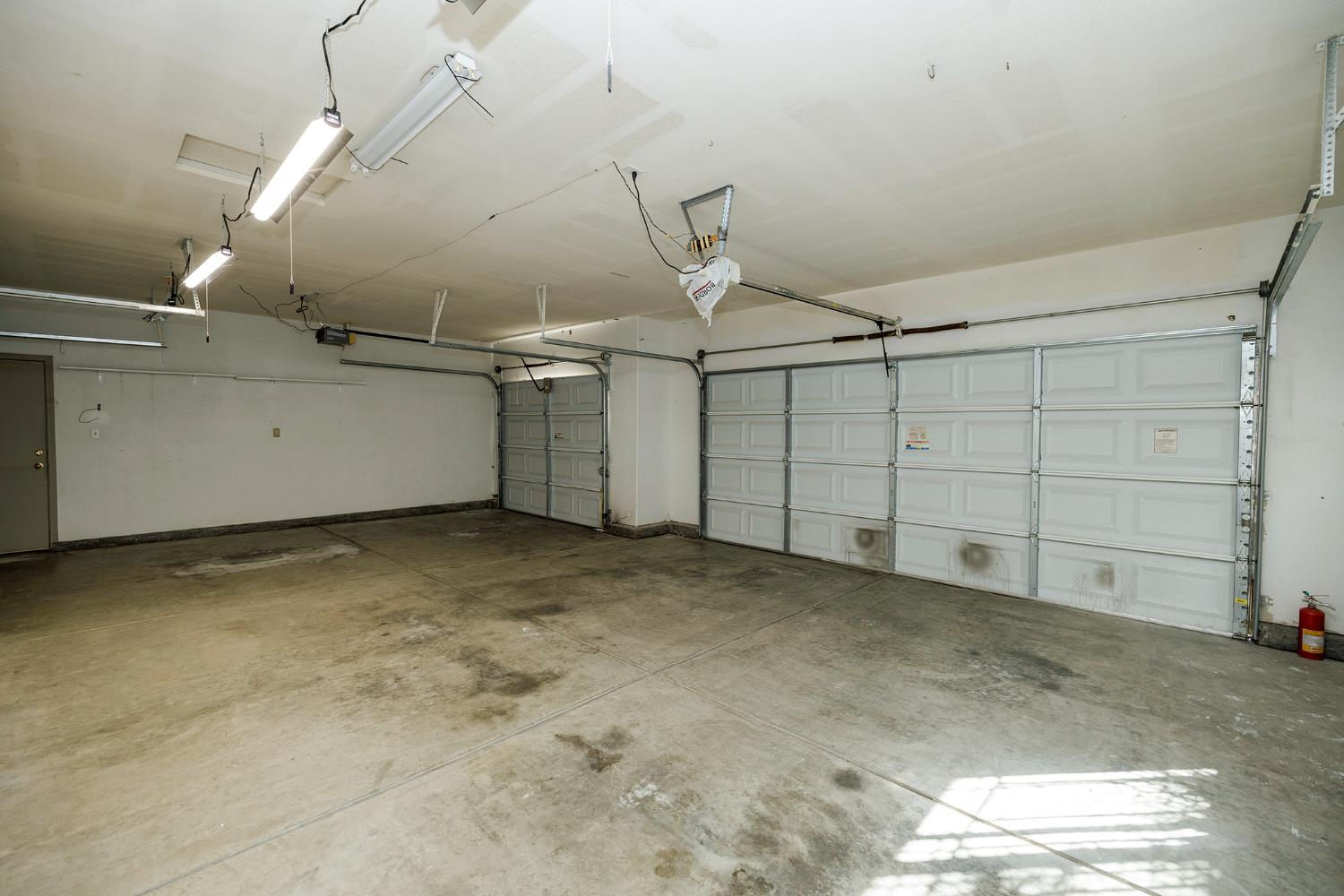 1807 Tartan Rd, Turlock, CA 95382